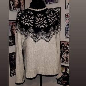Evan Picone sweater